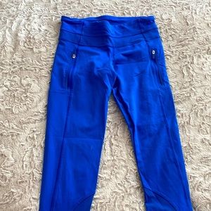 Bright royal blue Lululemon leggings, great condition!